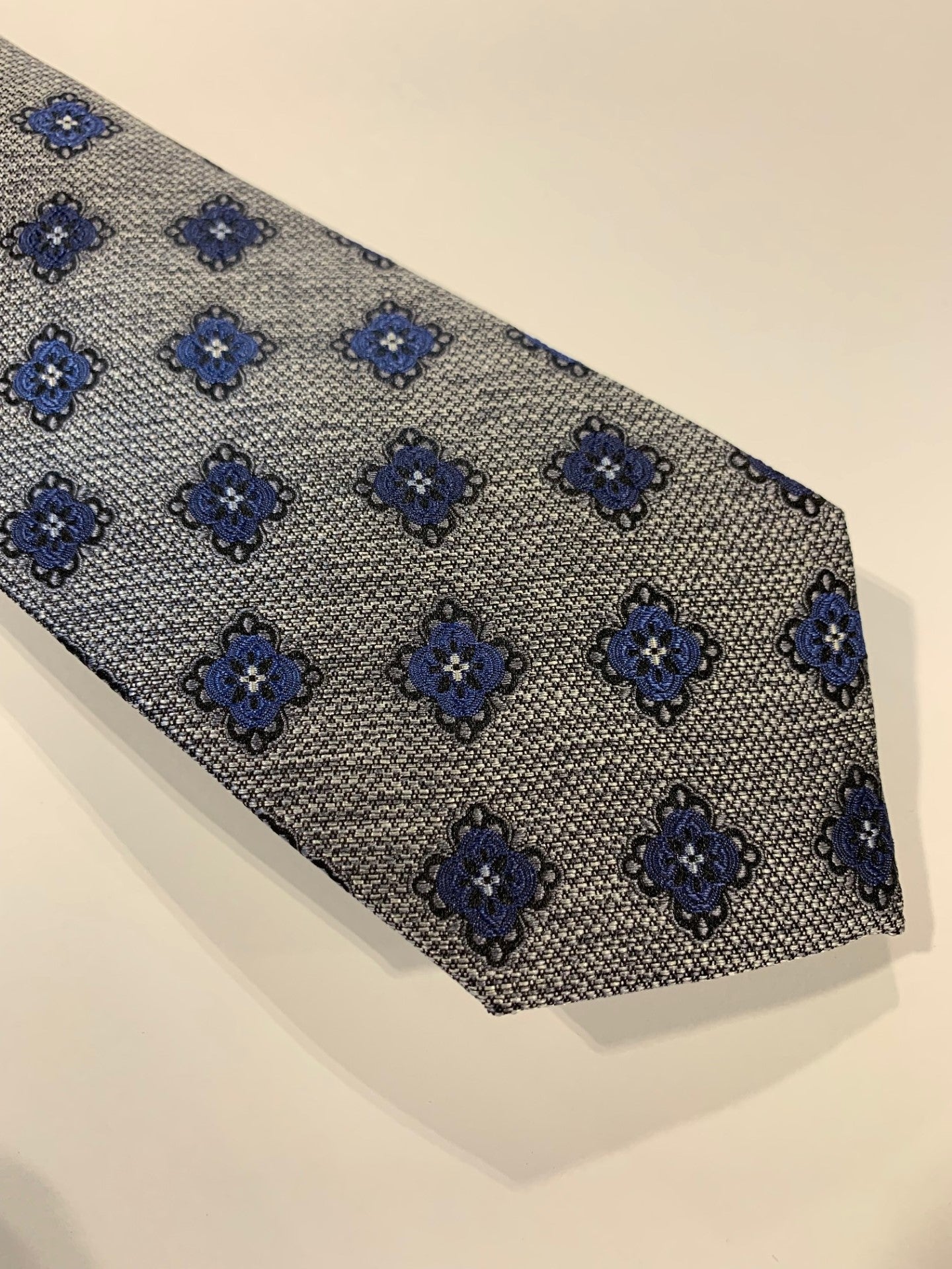 Bruno Piattelli 100% Silk Handmade Tie