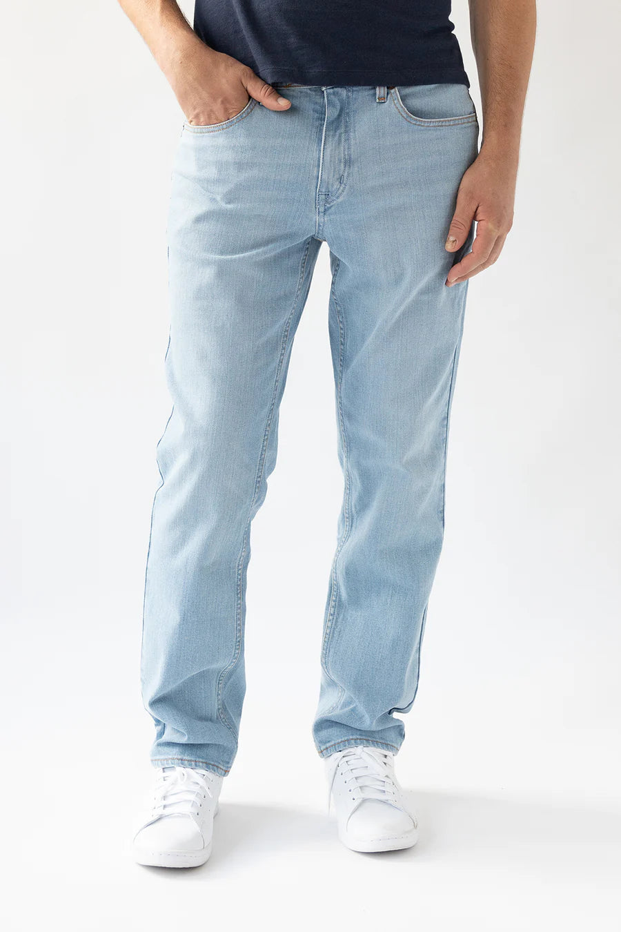 Devil Dog Light Blue Slim Straight Biscoe Jean