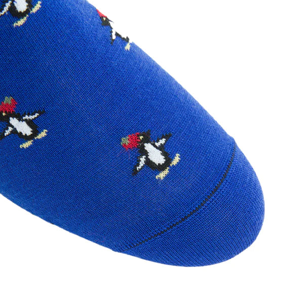 DAPPER CLASSICS CLEMATIS BLUE WITH RED. BLACK AND WHITE PENGUIN COTTON SOCK LINKED TOE MID-CALF