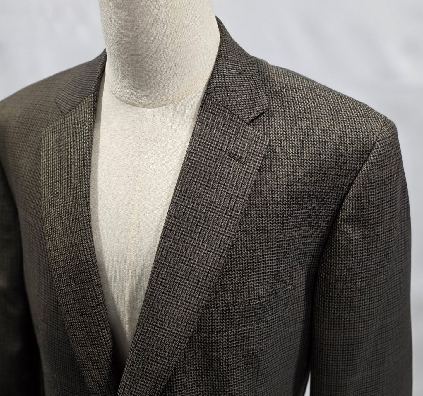 The Total Gentleman Olive Houndstooth with Gold and Burgundy Windowpane Classic Fit Sport Coat