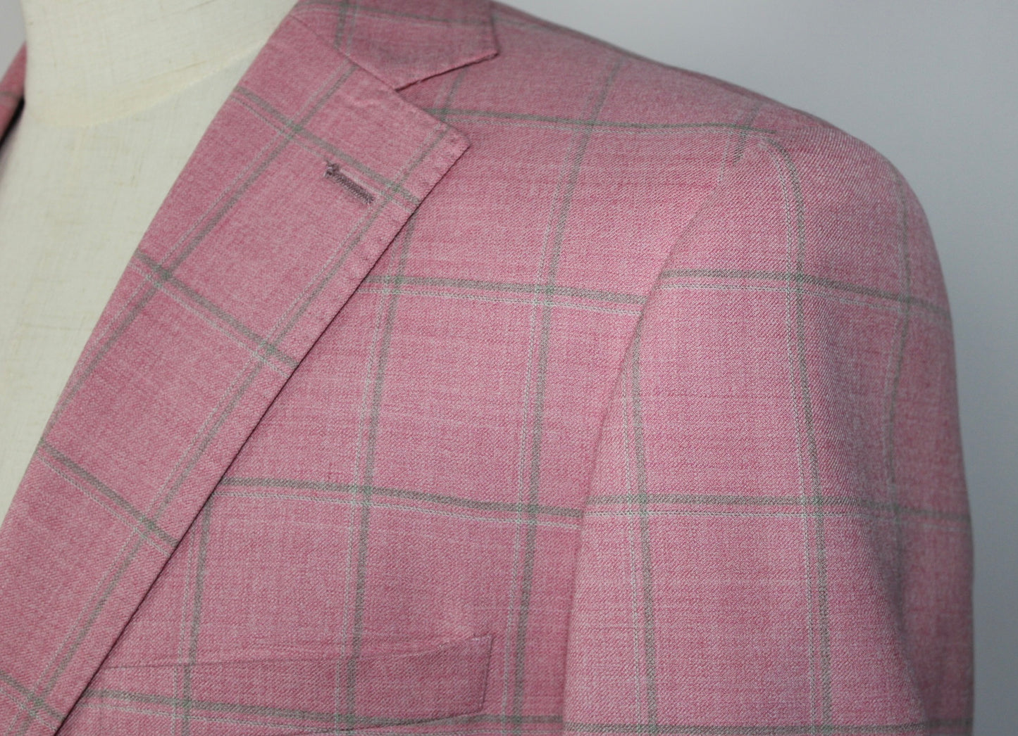 Tiglio Pink and Grey Windowpane Modern Fit Sport Coat