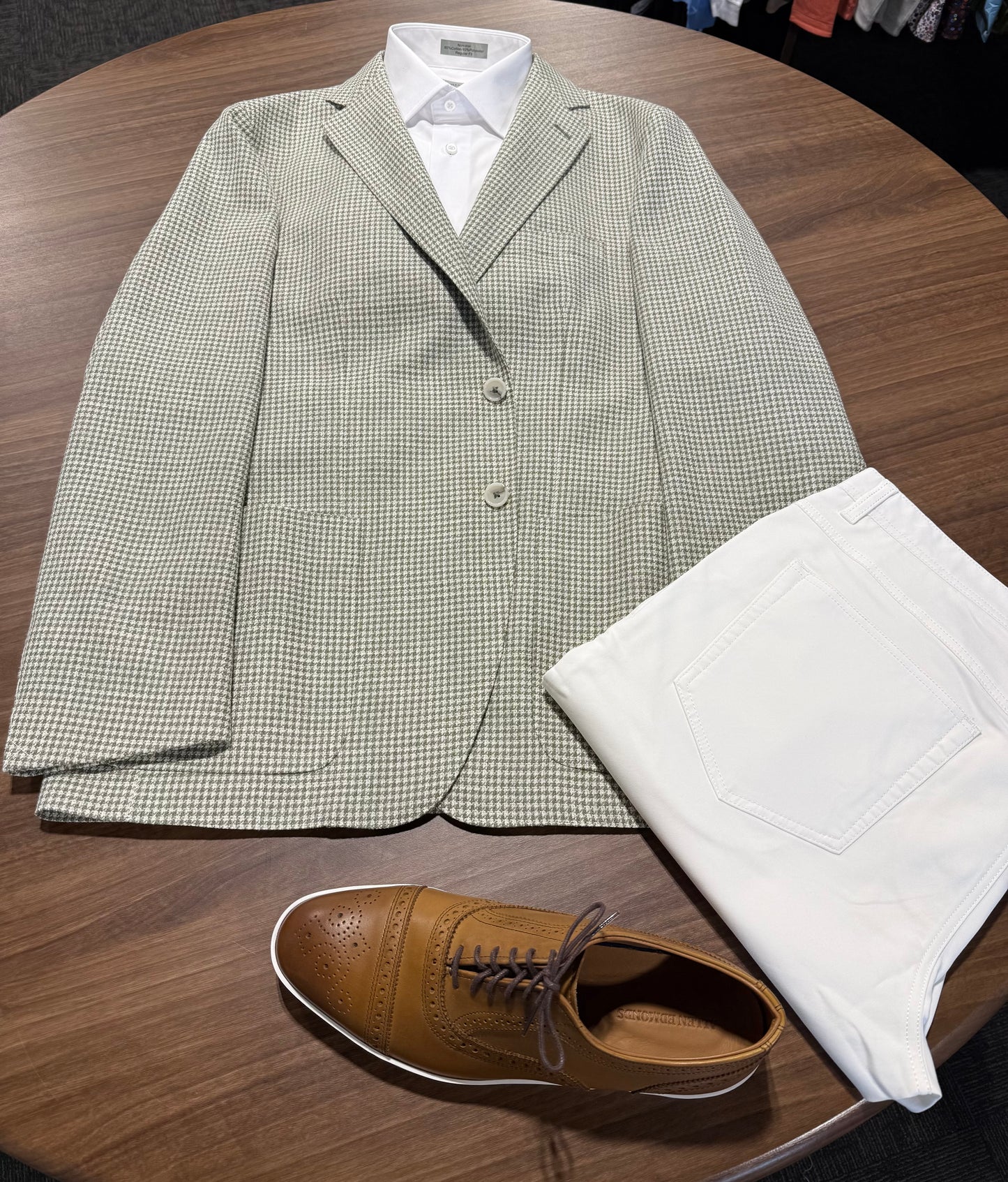 Scabal Light Green Houndstooth Wool, Cotton and Linen Notch Lapel Sport Coat on sale