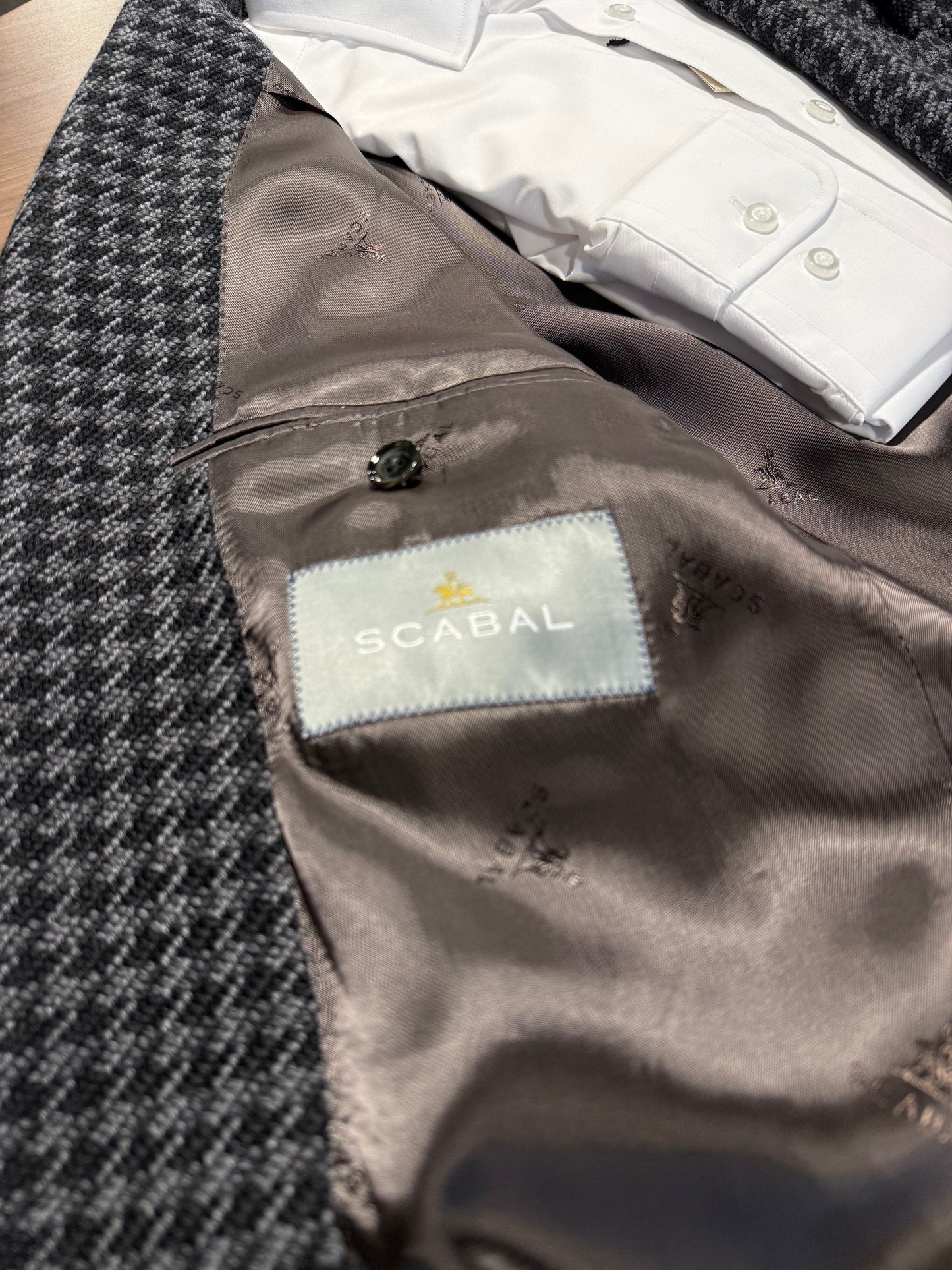 Scabal Black and Grey Houndstooth 100% Wool SOHO Sport Coat on sale