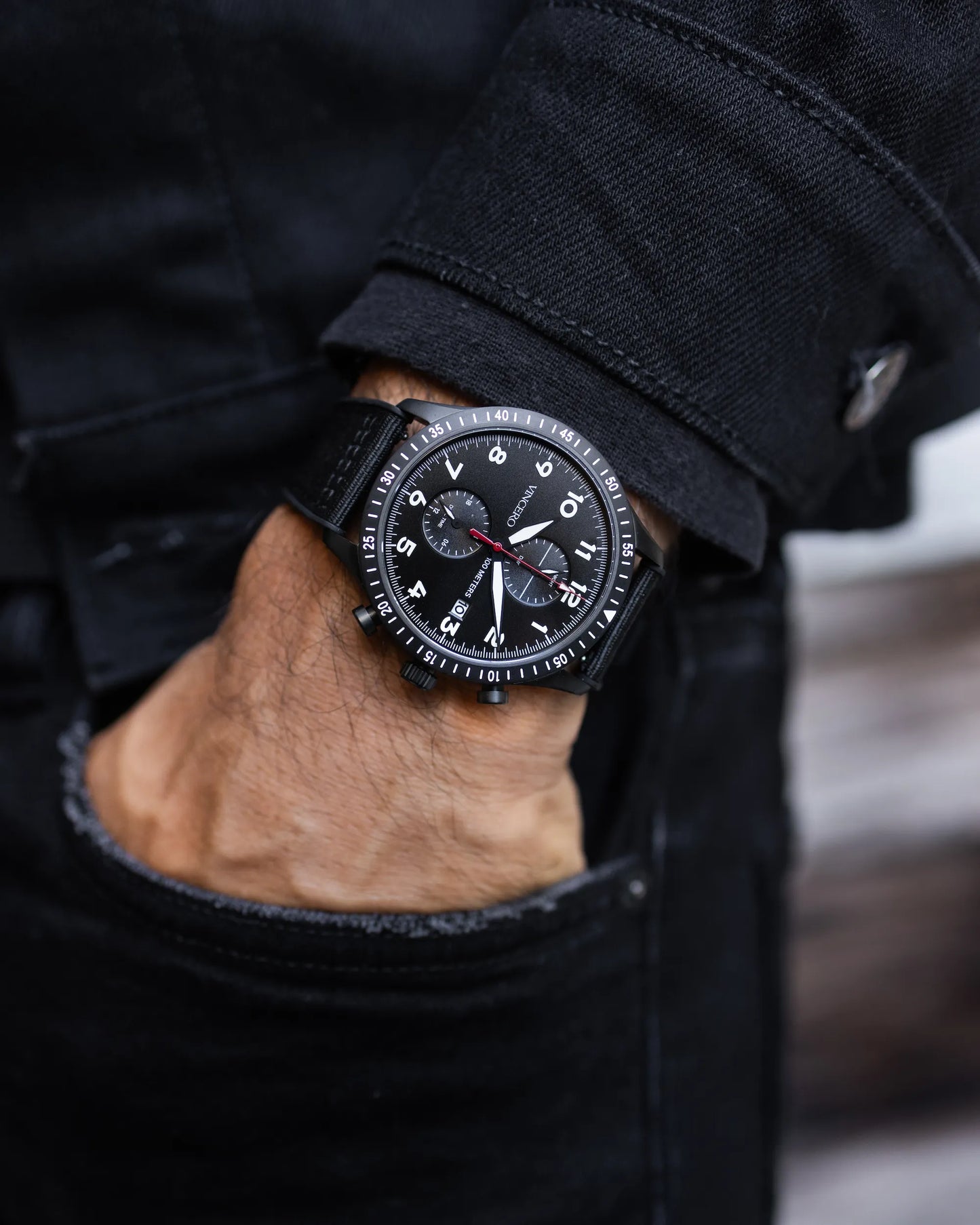 Vincero The Altitude - Matte Black/Red