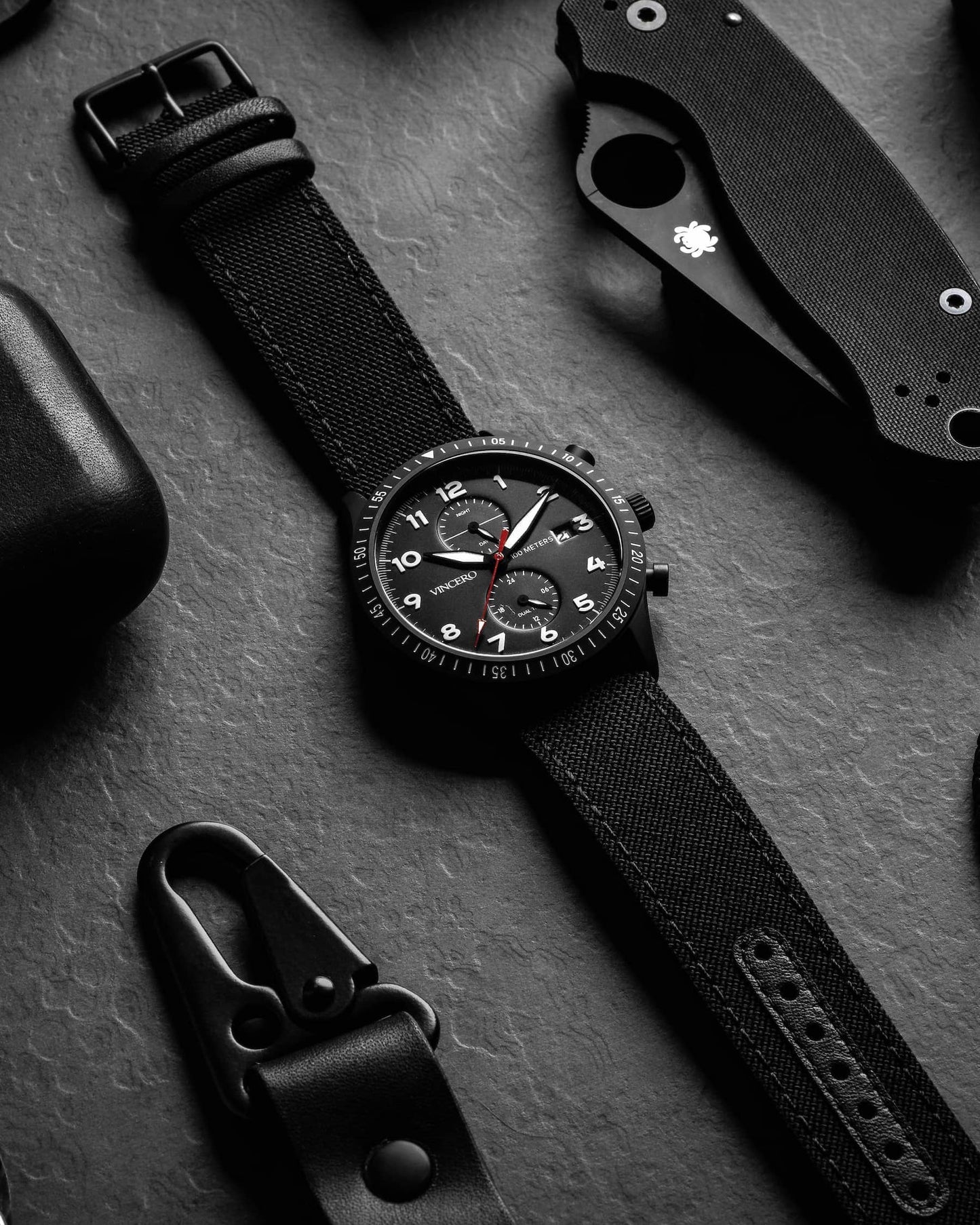 Vincero The Altitude - Matte Black/Red