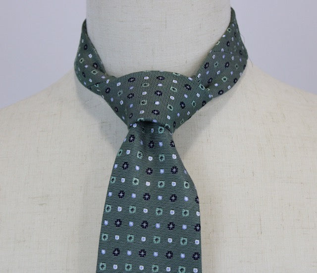 Bocara Light Green and Navy Floral Tie