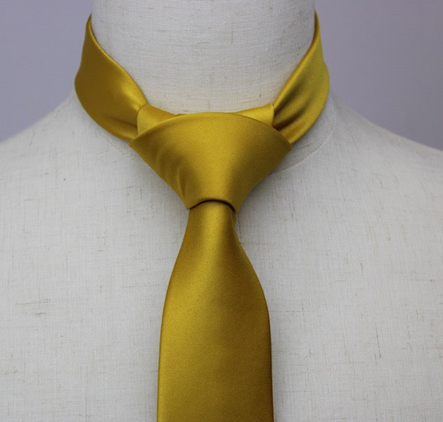 Men's 2 1/2 Inch Light Mustard Slim Tie