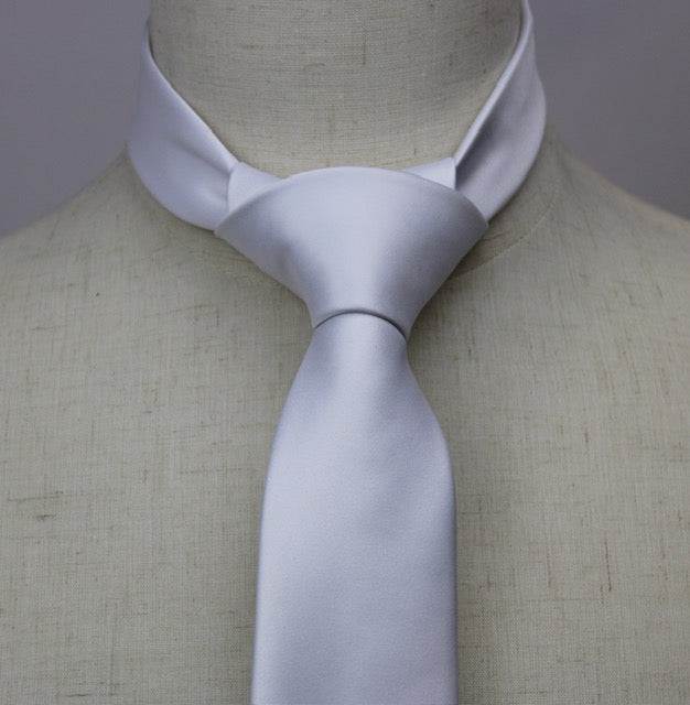 Men's 2 1/2 Inch White Slim Tie