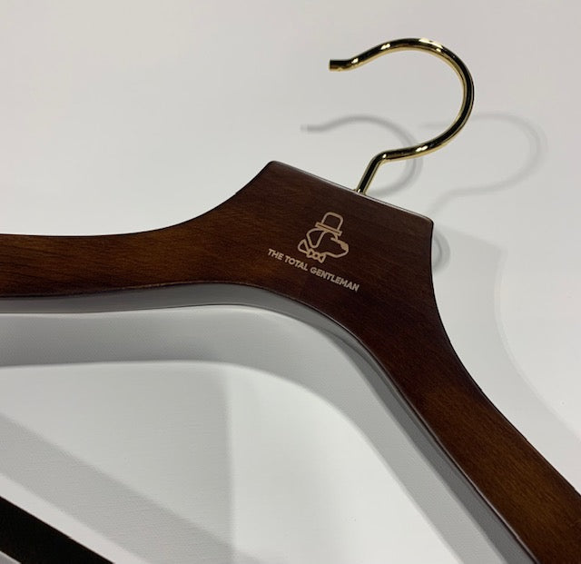 Nakata Total Gentleman Luxury Suit Hanger by Arterton-Smoked Brown