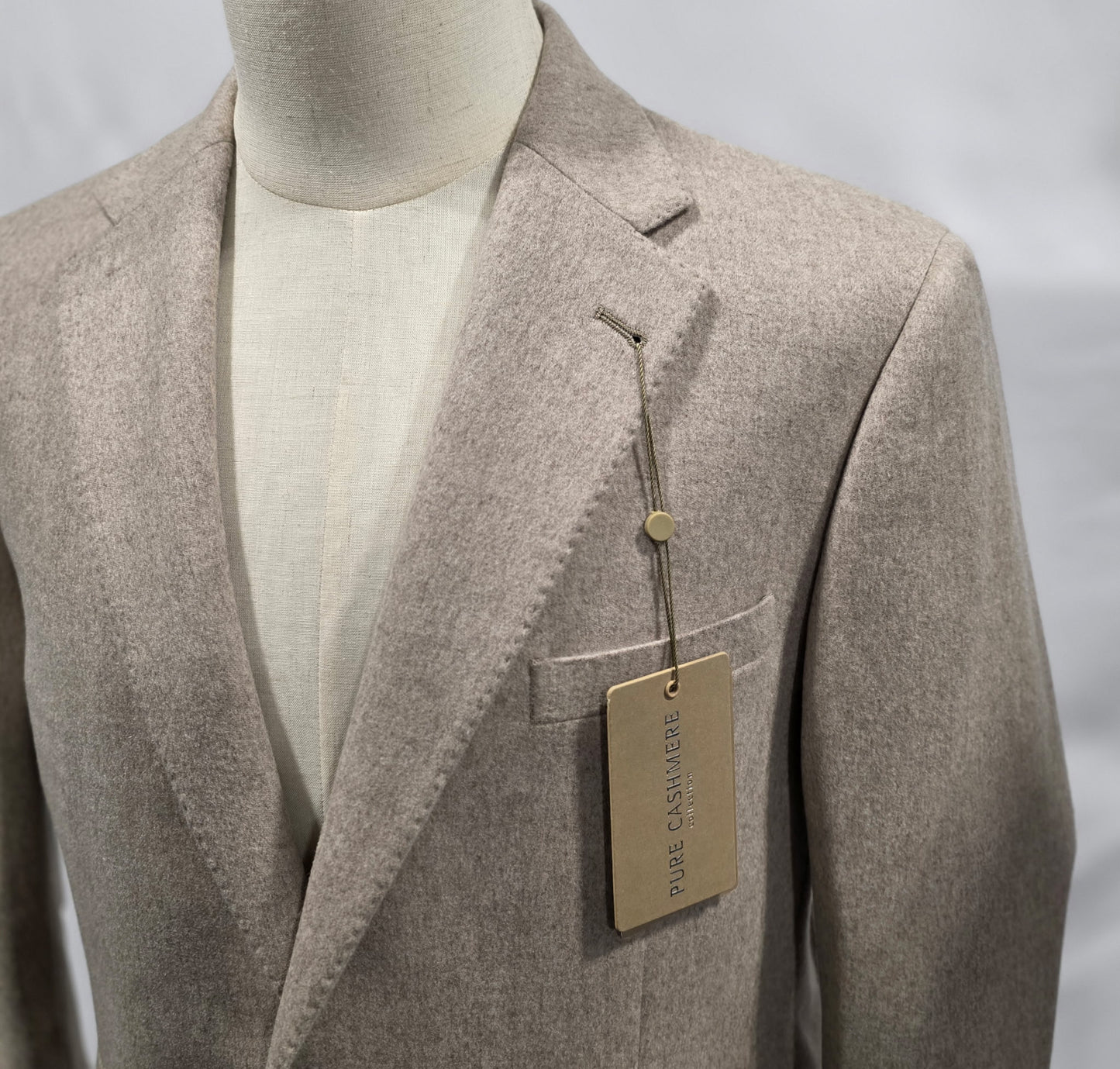 Giles and Jasper 100% Cashmere Heathered Tan Sport Coat