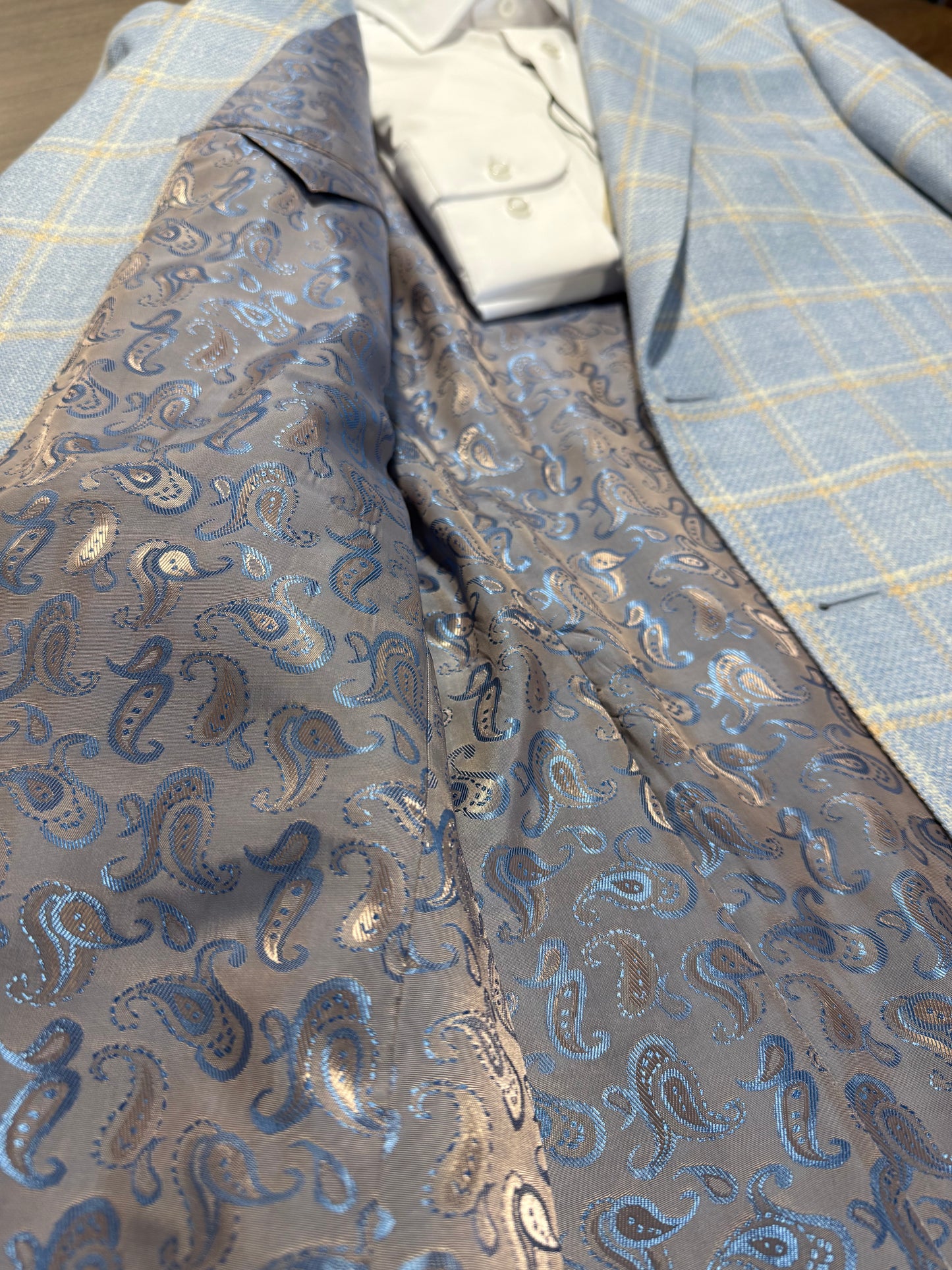 Albert and Walters Summertime EThomas Italian Wool, Silk and Linen Blend Blue Windowpane Sport Coat Classic Fit on sale