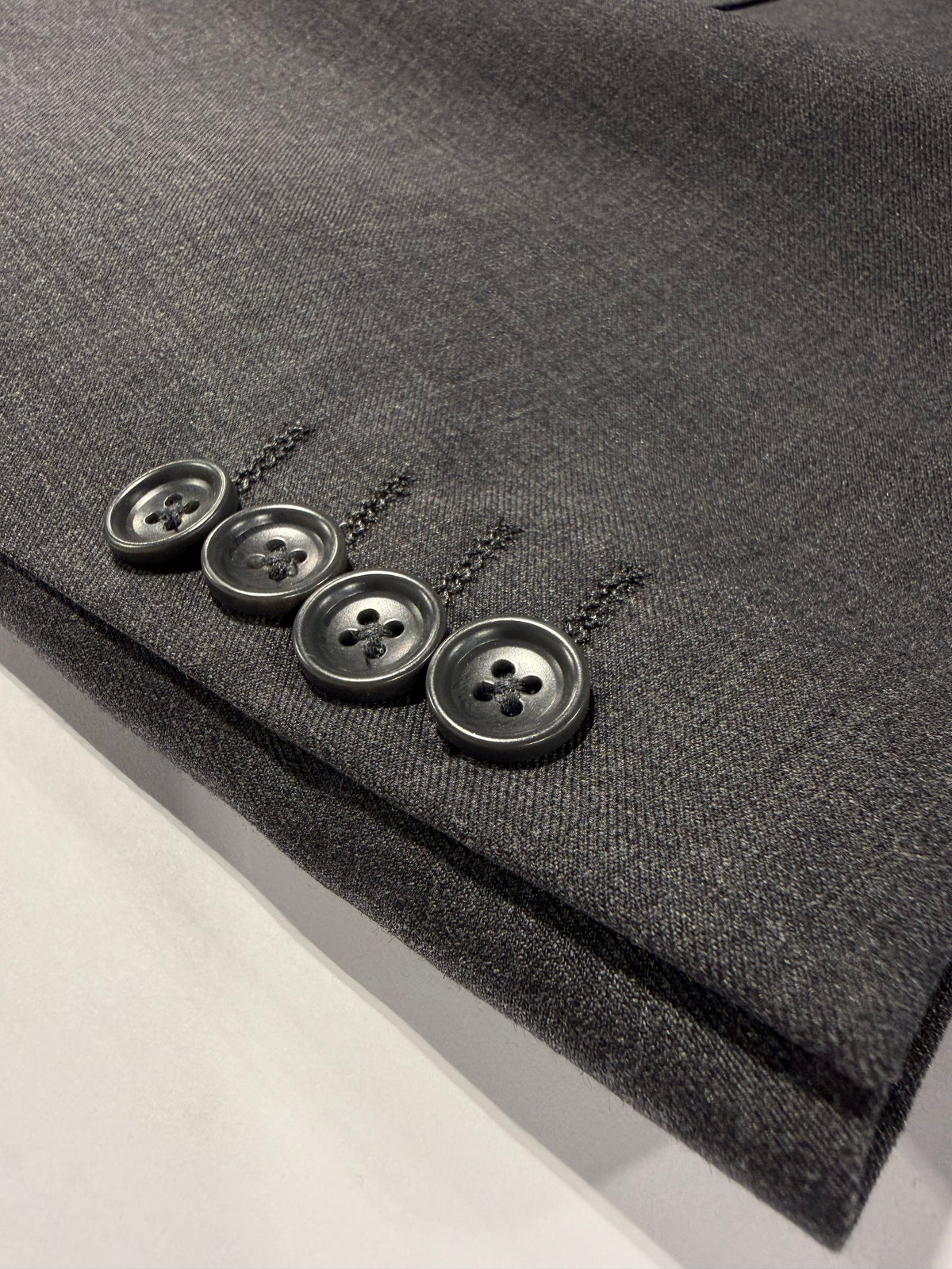 Mantoni Medium Grey 100% Wool Portly Suit