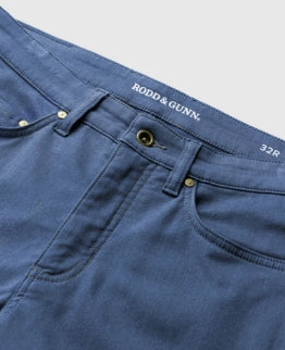 Rodd and Gunn Motion Melange Straight Fit Jean Light Blue