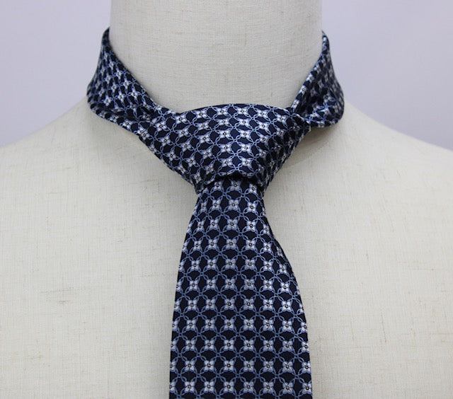 Polifroni Navy and Sliver Flower Tie