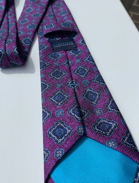 Geoffrey Nicholson Hamstead Collection Tie Made in Italy Purple Medallion